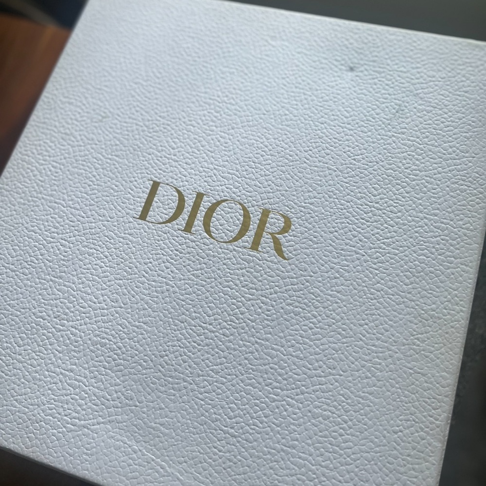 Christian Dior Sneakers Size: 39.5 Color: Nude BRAND NEW IN BOX NEVER WORN - Picture 3 of 6